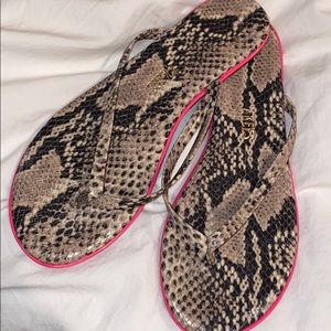 Tkees “Lip liners flip flop”